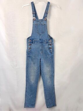 Old Navy Women’s 4 Tall Light Wash Blue Straight Leg Denim Overalls